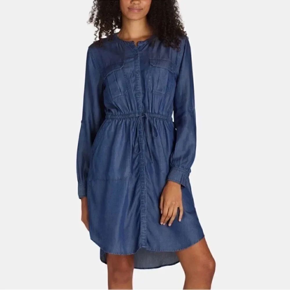 Time & Tru Blue Denim Button Down Shirt
Dress(Size S/ 4-6)